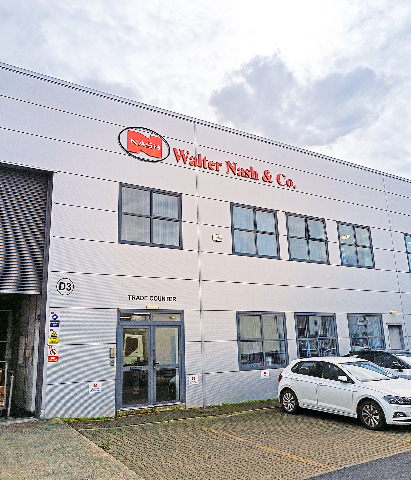 Exterior shot of Walter Nash/ DTF transfers.ie office